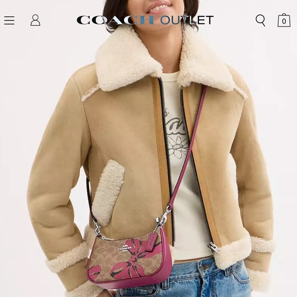 NWT Coach Teri Mini Crossbody Bag In Signature Canvas With Bow Print - Picture 5 of 9